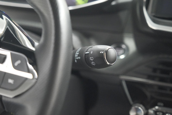 Peugeot 2008 PureTech 130 EAT8 GT | 360 Camera | Dodehoekdetectie | Apple Carplay