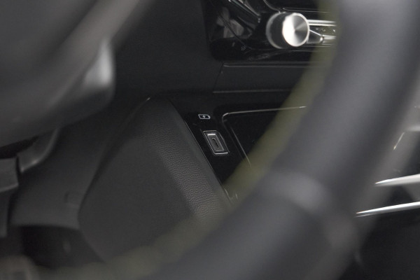 Peugeot 2008 PureTech 130 EAT8 GT | 360 Camera | Dodehoekdetectie | Apple Carplay