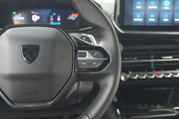 Peugeot 2008 Hybrid 136 e-DCS6 Allure | 360 Camera | Dodehoekdetectie | Navigatie | Adaptieve Cruise Control