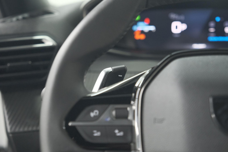 Peugeot 2008 Hybrid 136 e-DCS6 Allure | 360 Camera | Dodehoekdetectie | Navigatie | Adaptieve Cruise Control
