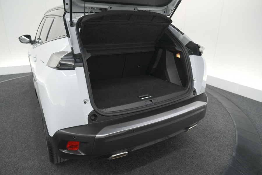 Peugeot 2008 PureTech 130 EAT8 GT | Camera | Apple Carplay | Parkeersensoren | 17 Inch Lichtmetalen Velgen