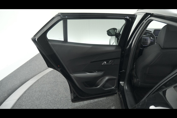 Peugeot 2008 PureTech 130 EAT8 GT | Trekhaak | 360 Camera | Adaptieve Cruise Control | Apple Carplay