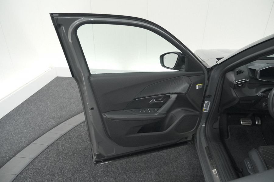 Peugeot 2008 PureTech 130 EAT8 GT | 360 Camera | Stoelmassage | Adaptieve Cruise Control | Dodehoekdetectie
