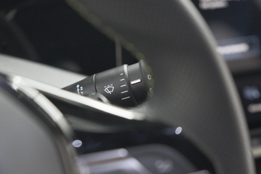 Peugeot 308 SW 1.2 Hybrid 136 e-DCS6 GT | Camera | Adaptieve Cruise Control | Apple Carplay
