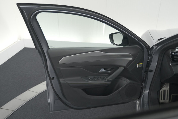 Peugeot 308 SW 1.2 Hybrid 136 e-DCS6 GT | Camera | Adaptieve Cruise Control | Apple Carplay