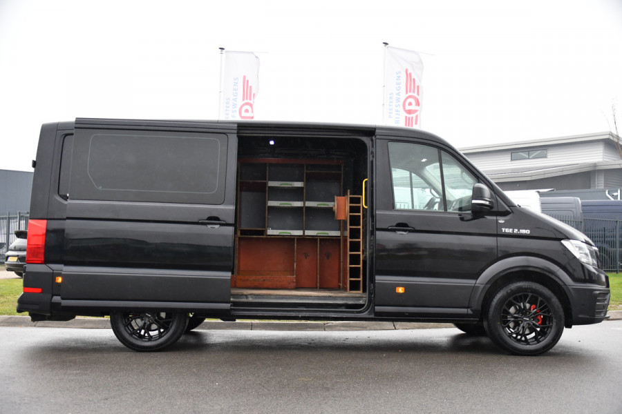 MAN TGE 30 2.0 L3H2 Black Edition Camera, Cruise, Carplay, LED, Automaat, 177pk, Trekhaak, Geveerde stoel, Sensoren, Uniek!