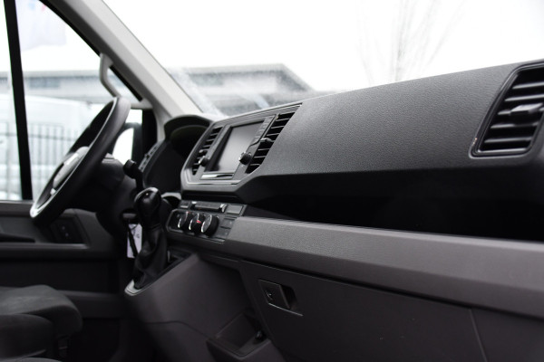 MAN TGE 30 2.0 L3H2 Black Edition Camera, Cruise, Carplay, LED, Automaat, 177pk, Trekhaak, Geveerde stoel, Sensoren, Uniek!