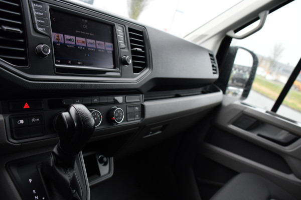 MAN TGE 30 2.0 L3H2 Black Edition Camera, Cruise, Carplay, LED, Automaat, 177pk, Trekhaak, Geveerde stoel, Sensoren, Uniek!