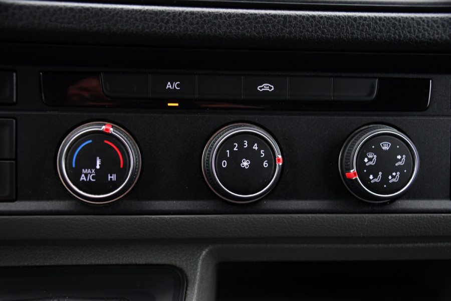 MAN TGE 30 2.0 L3H2 Black Edition Camera, Cruise, Carplay, LED, Automaat, 177pk, Trekhaak, Geveerde stoel, Sensoren, Uniek!