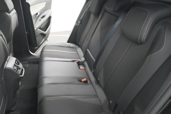 Peugeot 3008 1.2 Hybrid 136 GT | 360 Camera | Adaptieve Cruise Control | Elektrische Kofferklep | Stoelverwarming | Trekhaak