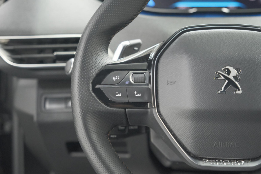 Peugeot 3008 1.2 Hybrid 136 GT | 360 Camera | Adaptieve Cruise Control | Elektrische Kofferklep | Stoelverwarming | Trekhaak