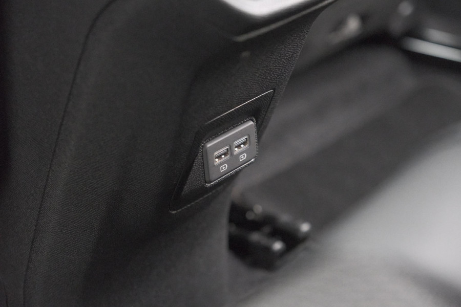 Peugeot 3008 1.2 Hybrid 136 GT | 360 Camera | Adaptieve Cruise Control | Elektrische Kofferklep | Stoelverwarming | Trekhaak