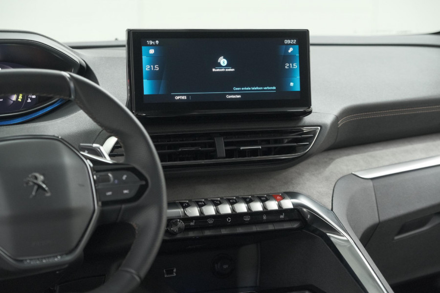 Peugeot 3008 1.2 Hybrid 136 GT | 360 Camera | Adaptieve Cruise Control | Elektrische Kofferklep | Stoelverwarming | Trekhaak