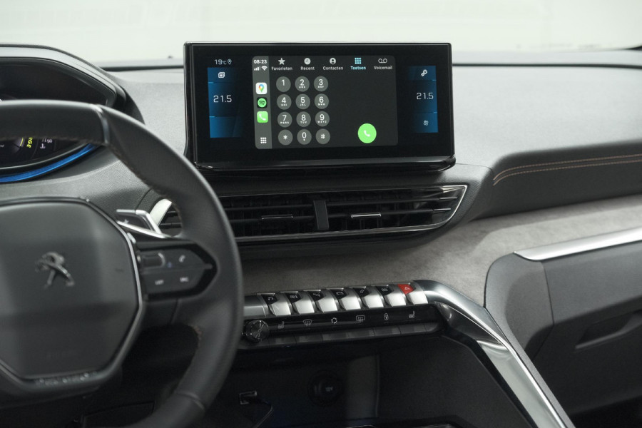 Peugeot 3008 1.2 Hybrid 136 GT | 360 Camera | Adaptieve Cruise Control | Elektrische Kofferklep | Stoelverwarming | Trekhaak