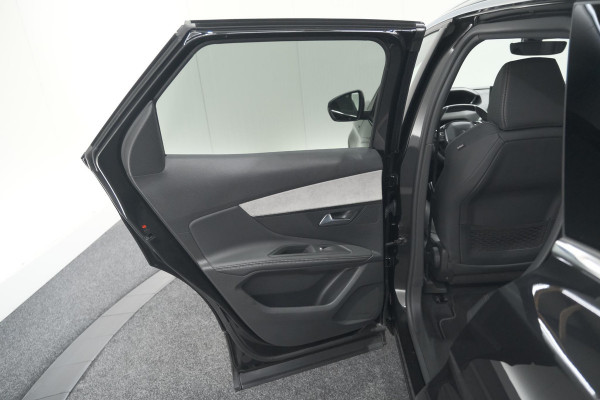 Peugeot 3008 1.2 Hybrid 136 GT | 360 Camera | Adaptieve Cruise Control | Elektrische Kofferklep | Stoelverwarming | Trekhaak