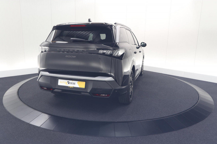 Peugeot 5008 1.2 Hybrid 136 Allure | 7 Zitplaatsen | Camera | Stoelverwarming | Navigatie