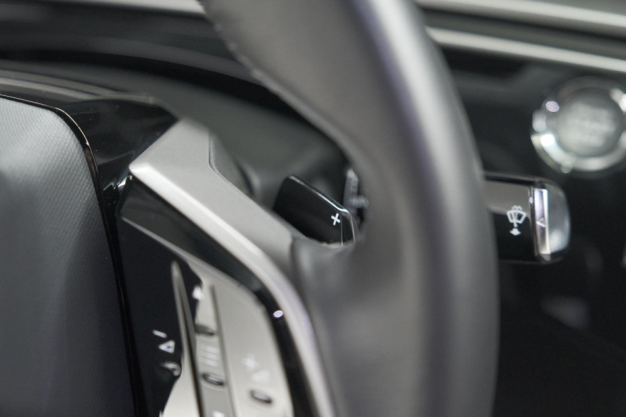 Peugeot 5008 1.2 Hybrid 136 Allure | 7 Zitplaatsen | Camera | Stoelverwarming | Navigatie