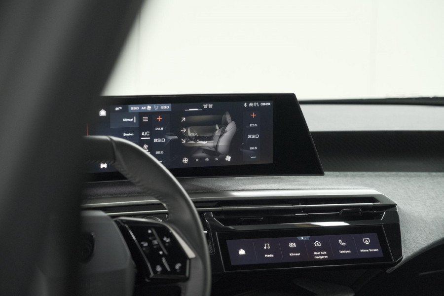 Peugeot 5008 1.2 Hybrid 136 Allure | 7 Zitplaatsen | Camera | Stoelverwarming | Navigatie
