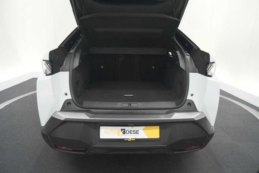 Peugeot 3008 1.2 Hybrid 136 GT | Panoramdak | 360 Camera | Focal | Elektrische Kofferklep | Allseason Banden