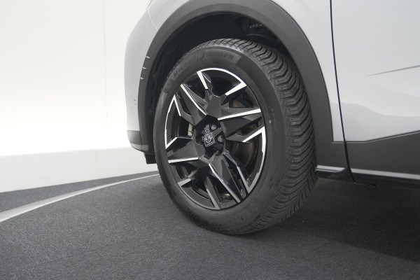 Peugeot 3008 1.2 Hybrid 136 GT | Panoramdak | 360 Camera | Stoelverwarming | Elektrische Kofferklep | Allseason Banden