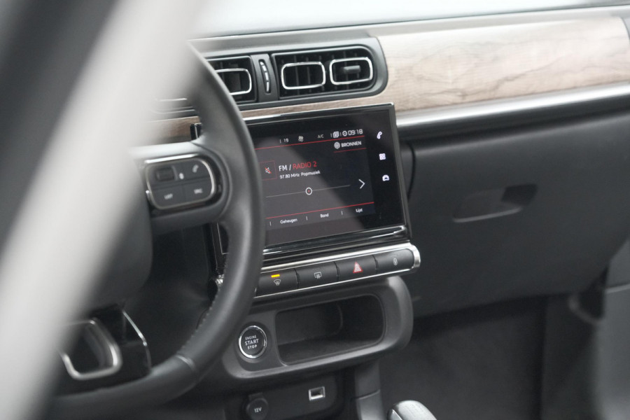 Citroën C3 PureTech 83 Max | Camera | Stoelverwarming | Navigatie | Parkeersensoren