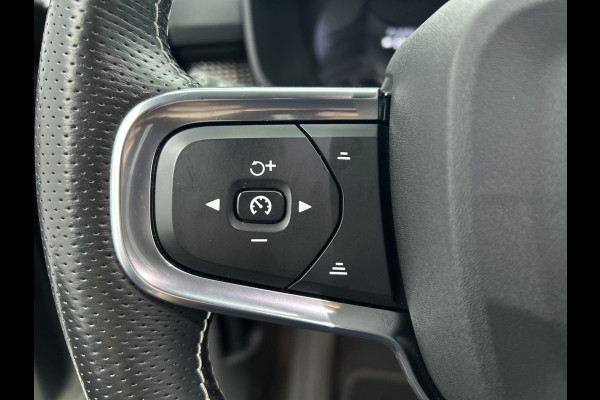 Volvo XC40 Recharge 78kWh R-Design SOH 91% / Pdc.+Camera / 1/2 Leder / Stoel-Stuurverwarming / Navigatie / Apk 05-2027