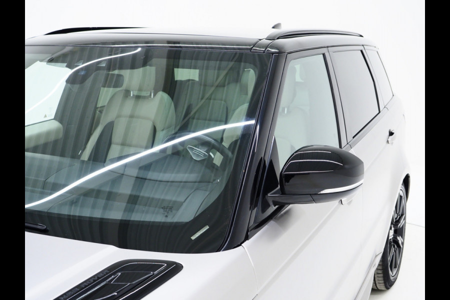 Land Rover Range Rover Sport 2.0 P400e HSE Dynamic SVO Satin | Panoramadak | Meridian | Luchtvering | Camera | Keyless | Adaptive Cruise | Carplay
