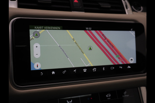 Land Rover Range Rover Sport 2.0 P400e HSE Dynamic SVO Satin | Panoramadak | Meridian | Luchtvering | Camera | Keyless | Adaptive Cruise | Carplay