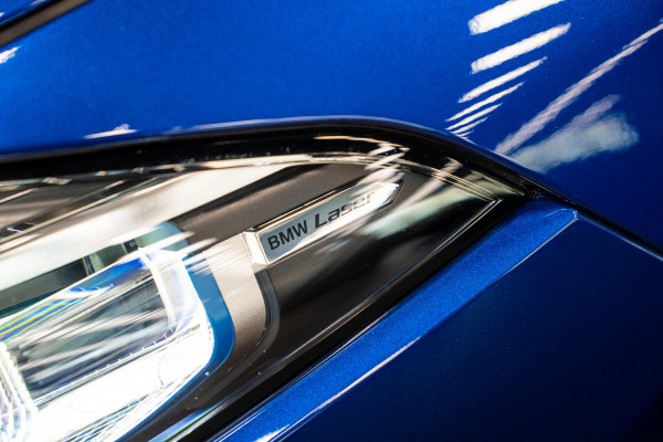 BMW 8 Serie M8 Competition *M-Driver's Package / Harman Kardon / Soft-Close / HUD / Surround-View / M Sportuitlaat*