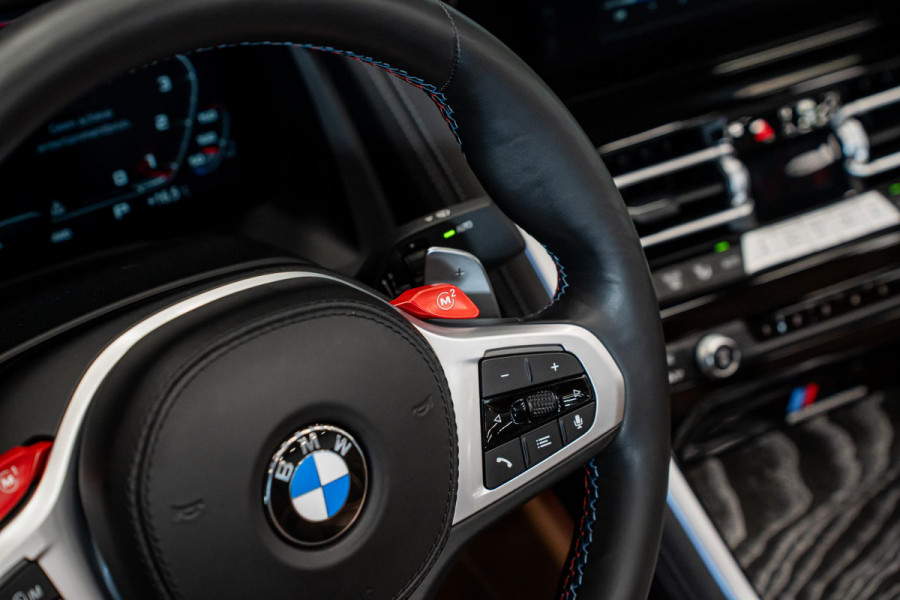 BMW 8 Serie M8 Competition *M-Driver's Package / Harman Kardon / Soft-Close / HUD / Surround-View / M Sportuitlaat*