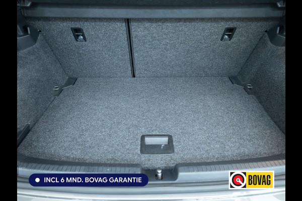 Volkswagen Polo 1.0 TSI Highline Executive Automaat 96 PK | Trekhaak | Adap. Cruise | Navigatie | App. connect | PDC V+ A, Trekhaak, Climate control