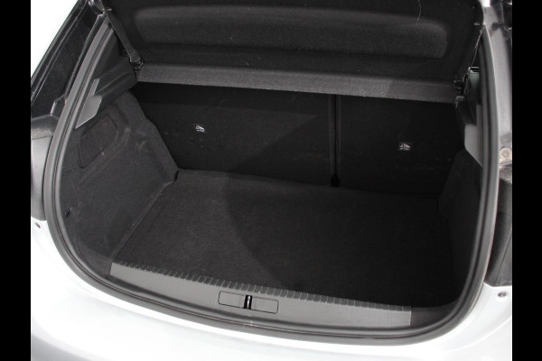 Opel Corsa 1.2 Turbo Hybrid 100pk GS Automaat Navigatie | Apple Carplay/Android Auto | Camera | Parkeersensoren | Cruise Control | Dodehoek assistent | Airco | Lichtmetalen velgen | Virtual Cockpit