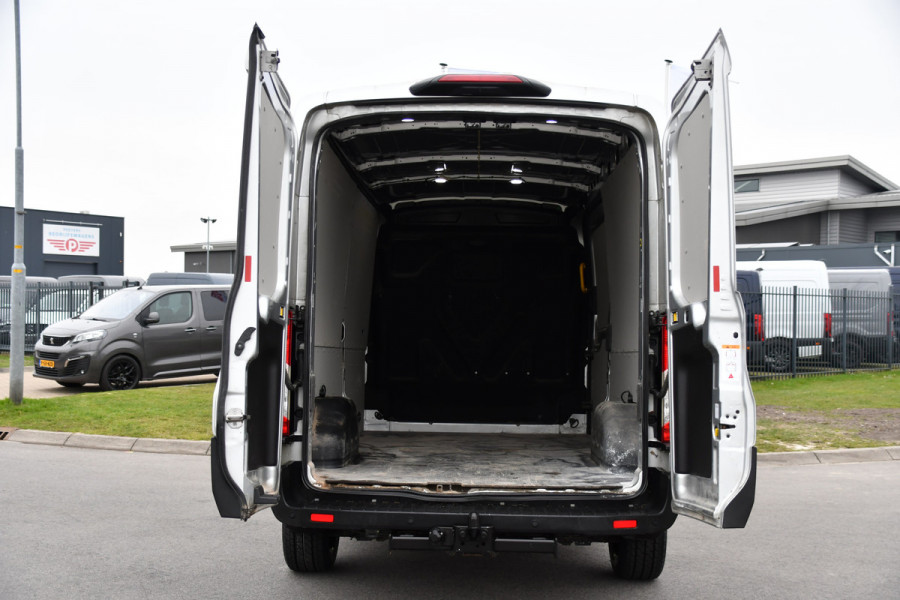 Ford Transit 350 2.0 TDCI L3H2 Limited PB Edition Camera, Cruise, Carplay, LED, Trekhaak, Stoelverwarming, 185pk, NAVI, Uniek!