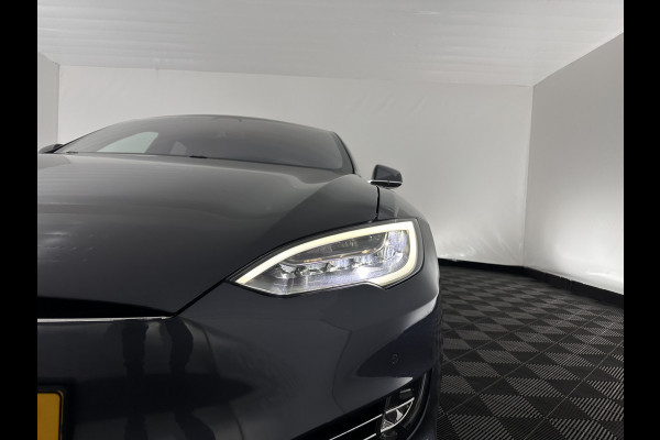 Tesla Model S 75D Base [ 3-Fase-17kW ] Aut. *PANO-WINDOW | LEATHER-FABRIC | AIR-SUSPENION | FULL-LED | NAVI-FULLMAP | KEYLESS | MEMORY-PACK | HEATED-COMFORTSEATS | DIGI-COCKPIT | CARBON-INLAY | AUTO-PILOT | 21"ALU*