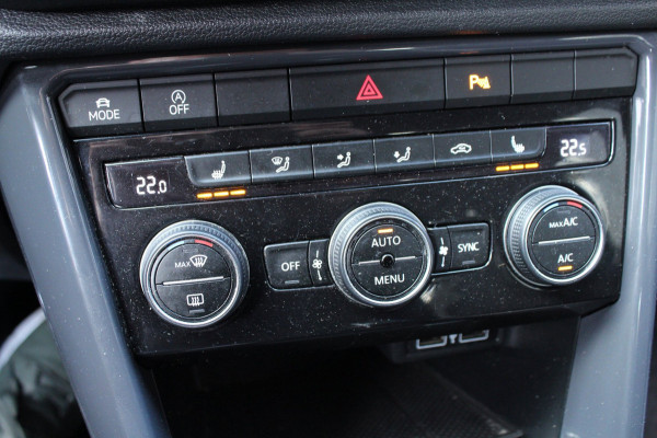 Volkswagen T-Roc 1.0 TSI 116pk Sport NL-Auto NAP