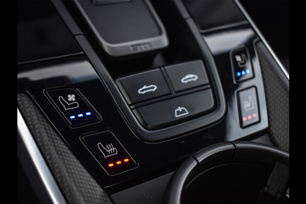 Porsche 911 Cabrio 3.0 Carrera 4 S | NL-AUTO | SPORT DESIGN PACK | 4-WHEEL BESTURING | LIFT SYSTEEM | SPORT CHRONO | 18-WEGS MEMORY SEATS |