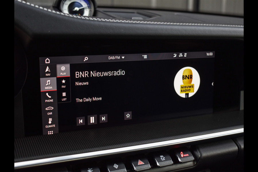 Porsche 911 Cabrio 3.0 Carrera 4 S | NL-AUTO | SPORT DESIGN PACK | 4-WHEEL BESTURING | LIFT SYSTEEM | SPORT CHRONO | 18-WEGS MEMORY SEATS |