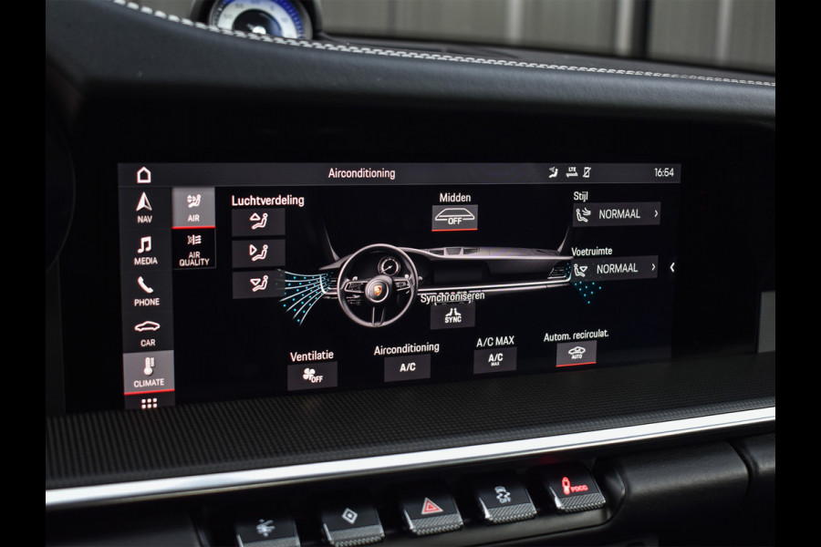 Porsche 911 Cabrio 3.0 Carrera 4 S | NL-AUTO | SPORT DESIGN PACK | 4-WHEEL BESTURING | LIFT SYSTEEM | SPORT CHRONO | 18-WEGS MEMORY SEATS |