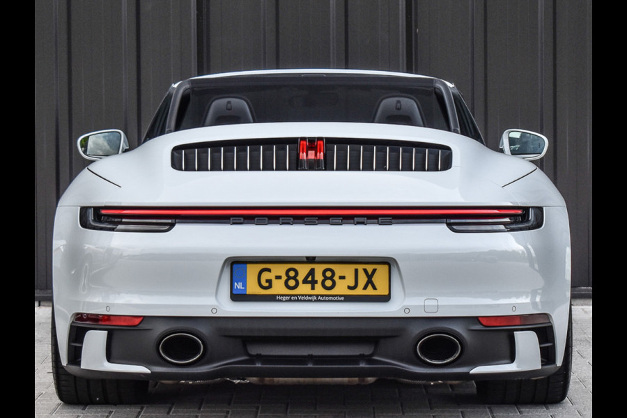 Porsche 911 Cabrio 3.0 Carrera 4 S | NL-AUTO | SPORT DESIGN PACK | 4-WHEEL BESTURING | LIFT SYSTEEM | SPORT CHRONO | 18-WEGS MEMORY SEATS |