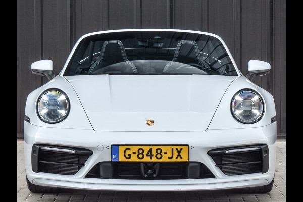 Porsche 911 Cabrio 3.0 Carrera 4 S | NL-AUTO | SPORT DESIGN PACK | 4-WHEEL BESTURING | LIFT SYSTEEM | SPORT CHRONO | 18-WEGS MEMORY SEATS |