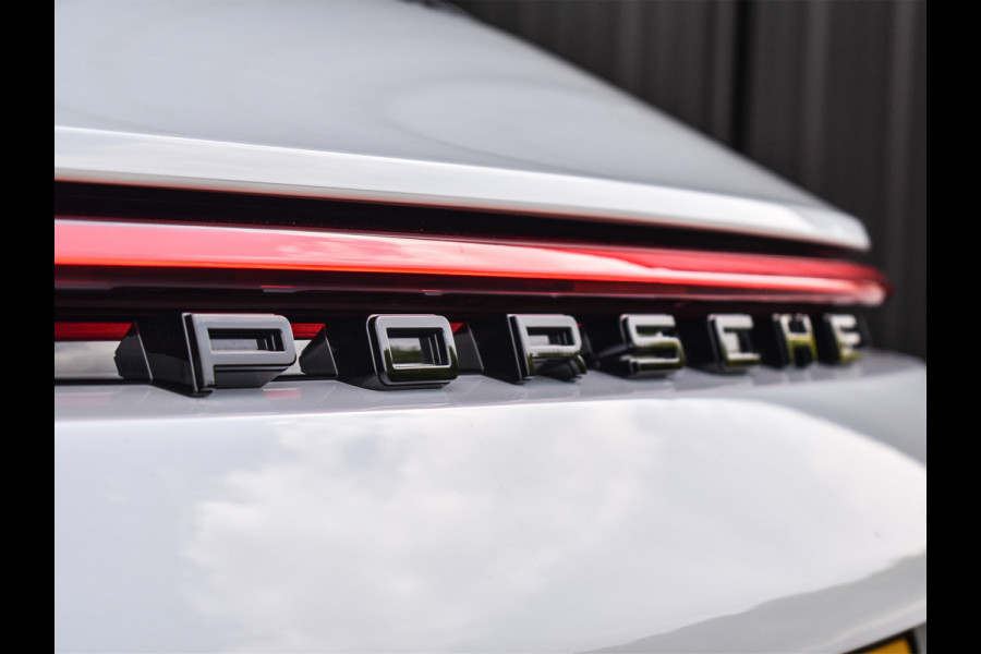 Porsche 911 Cabrio 3.0 Carrera 4 S | NL-AUTO | SPORT DESIGN PACK | 4-WHEEL BESTURING | LIFT SYSTEEM | SPORT CHRONO | 18-WEGS MEMORY SEATS |