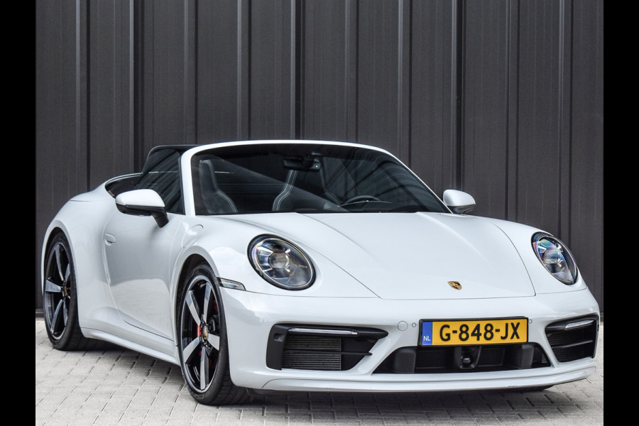 Porsche 911 Cabrio 3.0 Carrera 4 S | NL-AUTO | SPORT DESIGN PACK | 4-WHEEL BESTURING | LIFT SYSTEEM | SPORT CHRONO | 18-WEGS MEMORY SEATS |