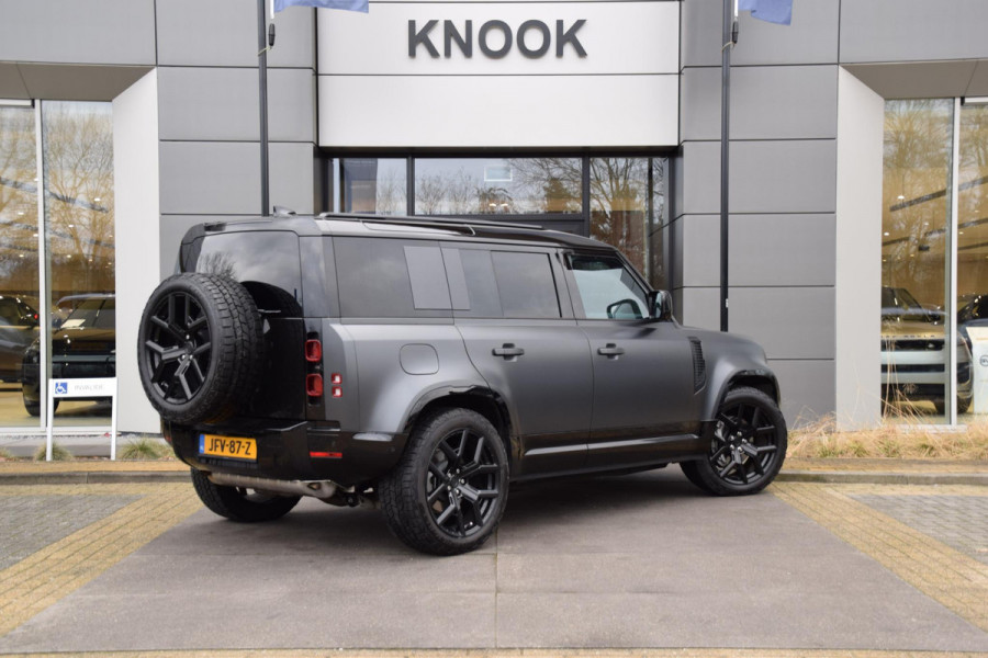 Land Rover Defender 110 P300e 110 S | Panorama | Urban 22''