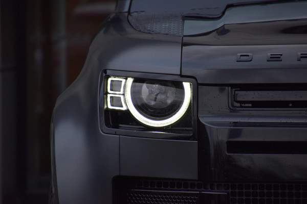 Land Rover Defender 110 P300e 110 S | Panorama | Urban 22''