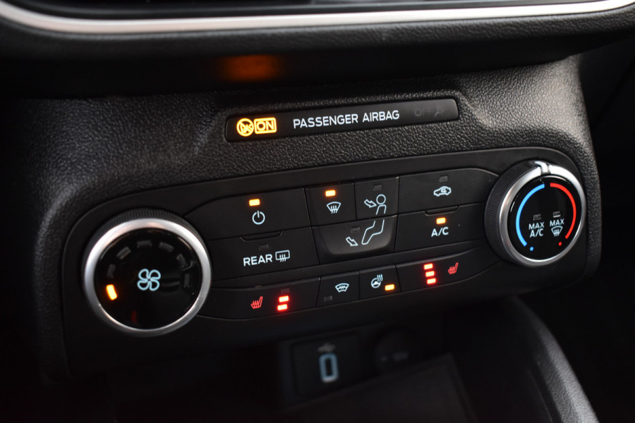 Ford Focus 1.0 125PK EcoBoost HYBRID BUSINESS CAMERA/NAVI/STUURVERW.