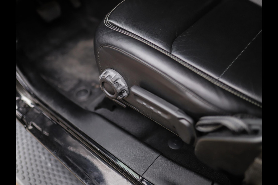 Jeep Wrangler 2.0T Sahara | Alpine | Leder | Camera | Stuur/Stoelverw.