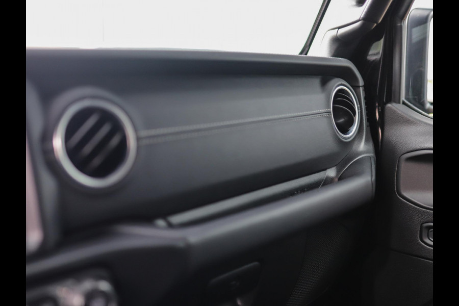 Jeep Wrangler 2.0T Sahara | Alpine | Leder | Camera | Stuur/Stoelverw.