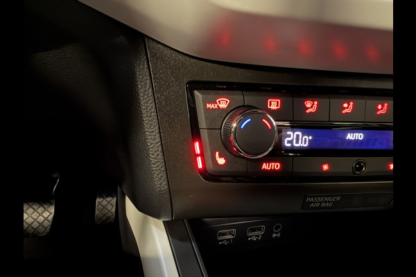 Seat Arona 1.0 TSI Xcellence Business Intense | Camera | Sfeerverlichting | Stoelverwarming | Adaptive cruise | Carplay