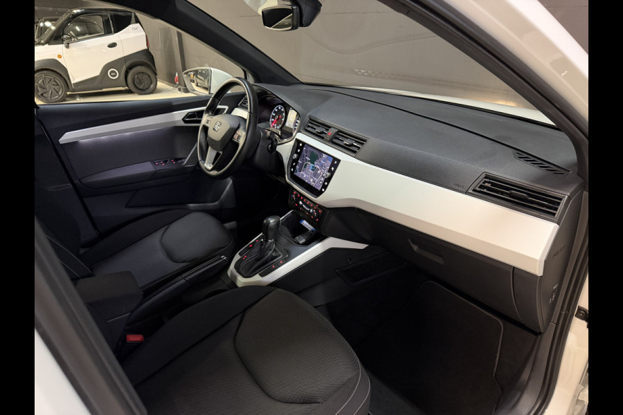 Seat Arona 1.0 TSI Xcellence Business Intense | Camera | Sfeerverlichting | Stoelverwarming | Adaptive cruise | Carplay