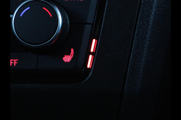 Seat Arona 1.0 TSI FR Business Intense | LED | Stoelverwarming | Camera | Adaptive Cruise | Carplay | DAB